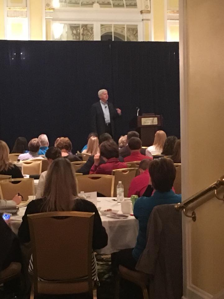 Governor Snyder speaks to local chamber professionals and their volunteer leaders in Grand Rapids at the 2017 chamber convention
